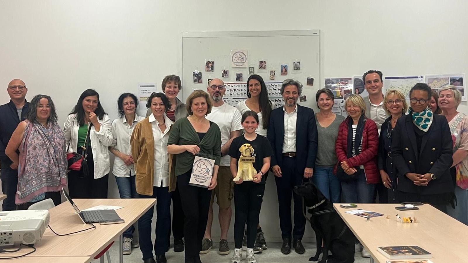 Photo de groupe lors de la première réunion Courbichiens